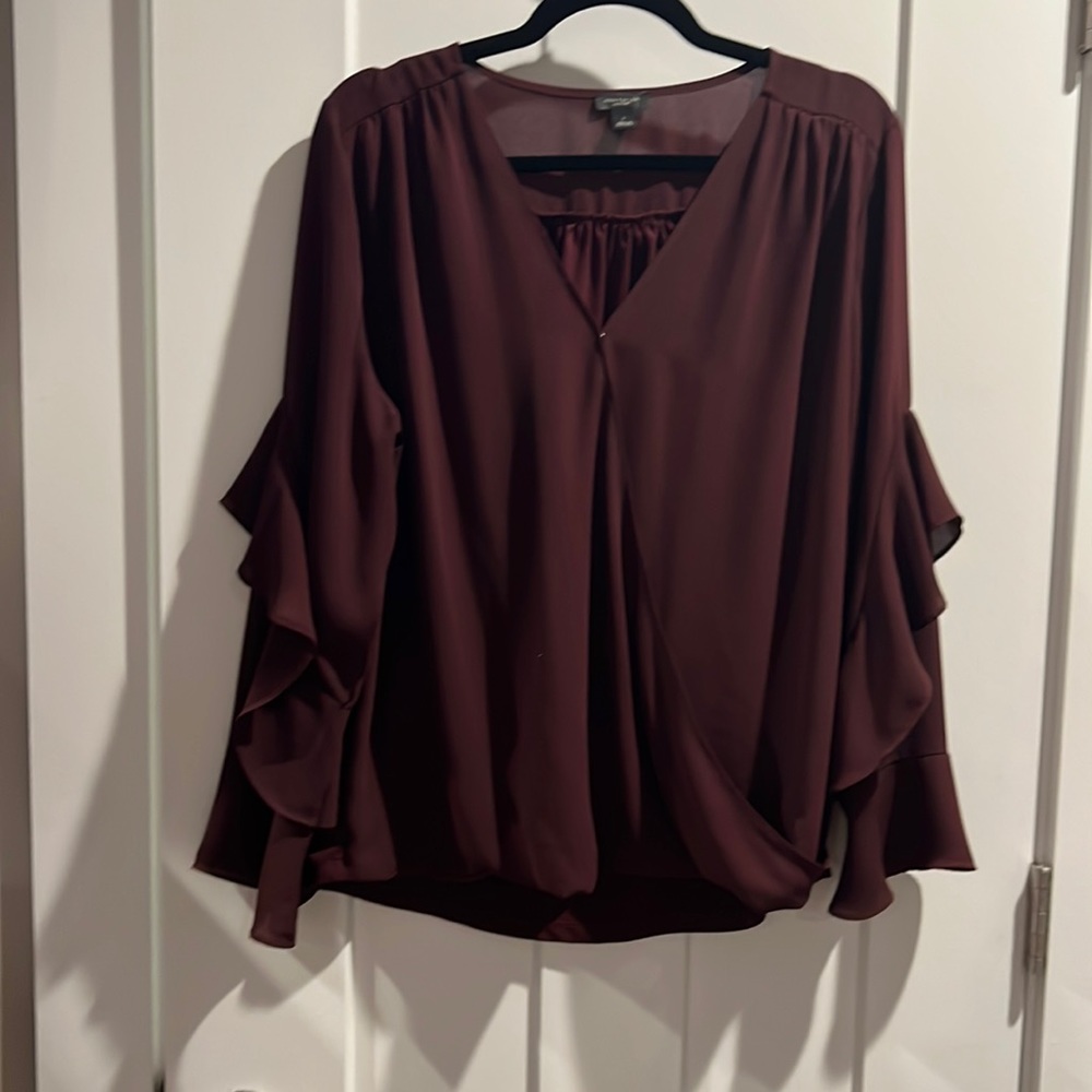 Cute Ann Taylor Top